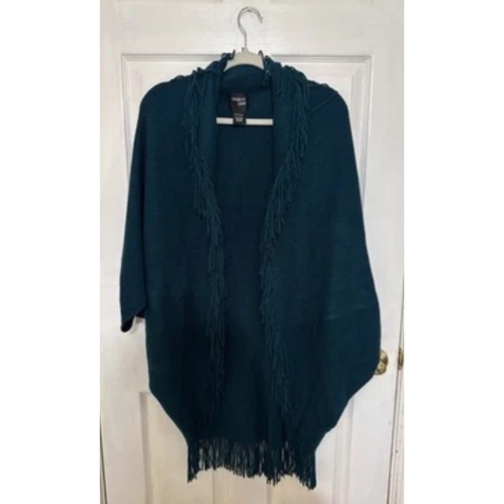 Layers by Lizden Marvelush Shrug with Cable Detail NWOT Teal QVC One size Missy